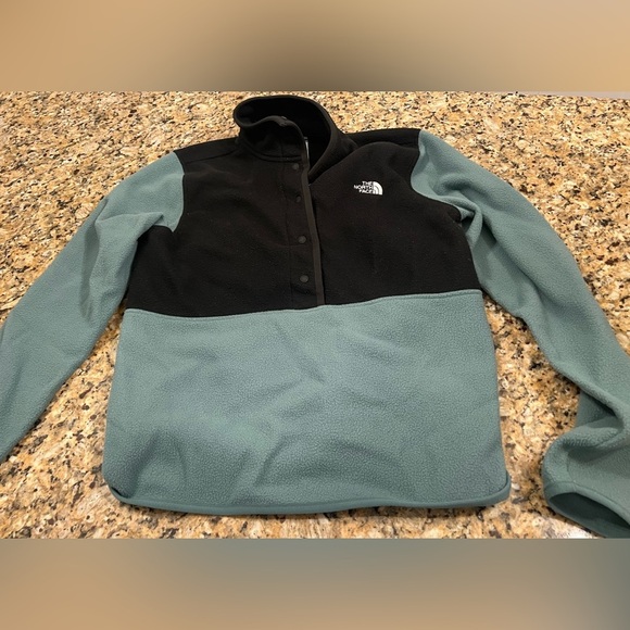 North Face Women’s Alpine Polartec 100 ½-Snap Jacket Drak Sage size small - Picture 1 of 8